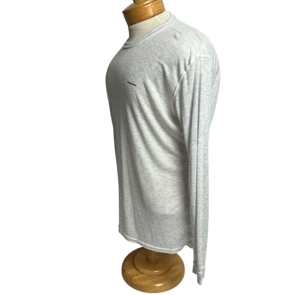 Patagonia Men’s Pullover Shirt Sz Large Multi Colors Lightweight Long Sleeves - Picture 3 of 9